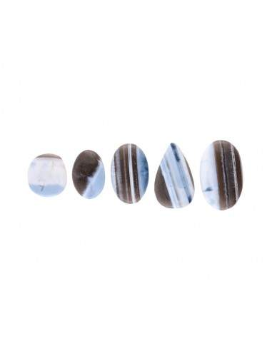 Cabochon d'opale bleue