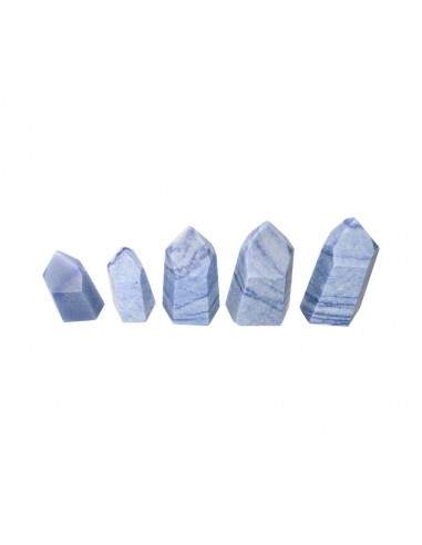 Pointes de quartz bleu poli