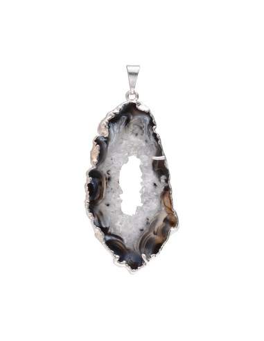 Pendentif en agate cristallisée...