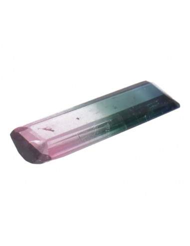 Cabochon de tourmaline tricolore facetté