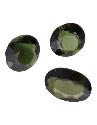 Cabochons de tourmaline verte...