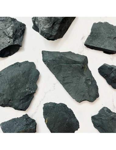 Shungite brute en morceaux moyens