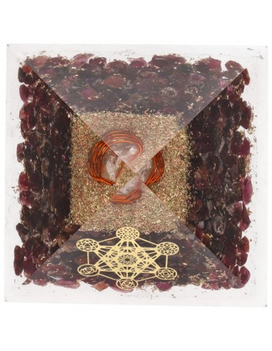 Resin Garnet Pyramid with Metatron 7x7cm