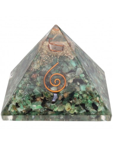 Resin Emerald Pyramid with Spiral 5x5cm