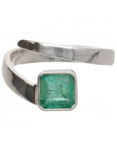 Faceted Emerald Ring in 925...