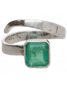 Faceted Emerald Ring in 925...