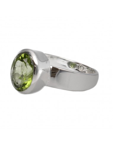 Peridot Oval Ring in 925 Sterling Silver
