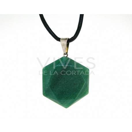 Pendente de forma geométrica hexagonal em quartzo verde