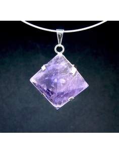Pendentif Pyramide agrafée Amatsite 2